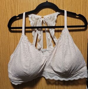 Lace Bralette in Cream